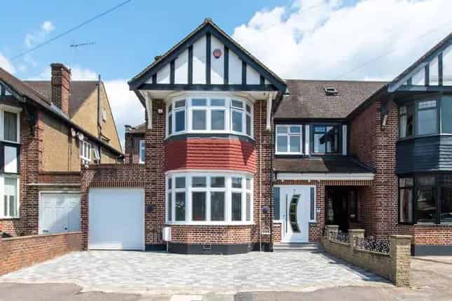 4 Bedroom House for Sale in Kensal Rise London