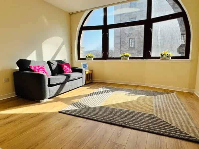 1 Bedroom Flat to Rent in Scotland