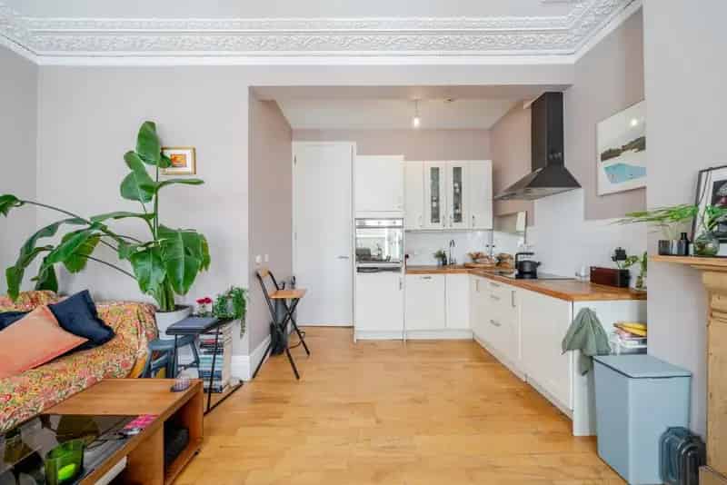 One Bedroom Apartment Near Clapham High Street
