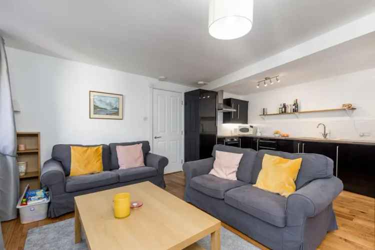 2-Bed Victorian Flat Corstorphine Freehold
