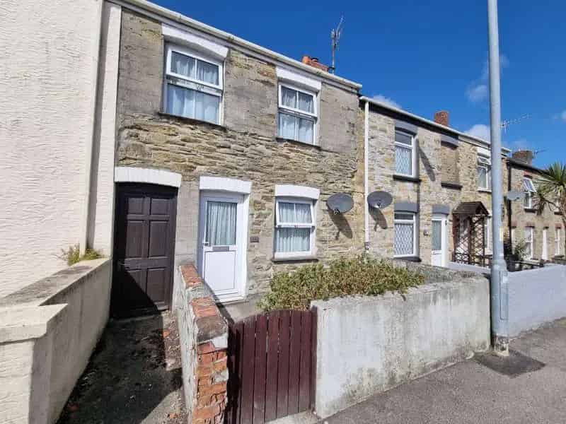 2 Bedroom Cottage for Sale