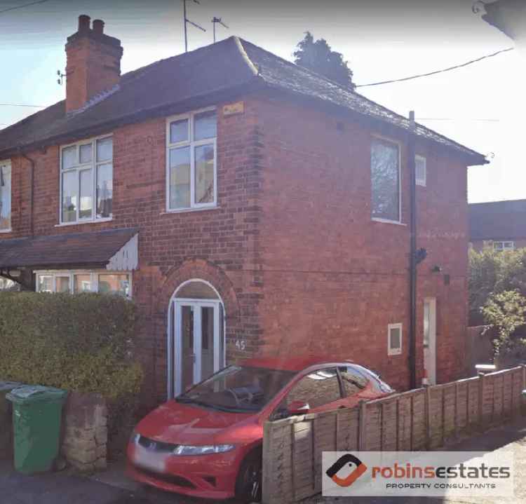 3 bedroom semi-detached house to rent