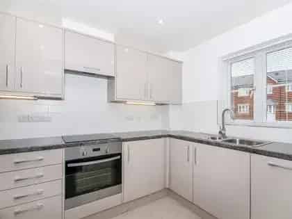 2 Bedroom 70m² Furnished Flat London SE16