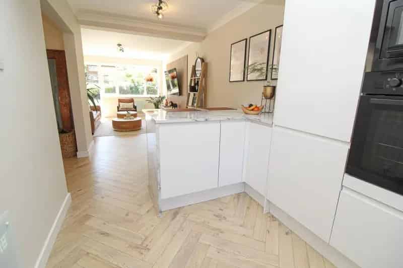 2 Bedroom Westbourne Apartment For Sale