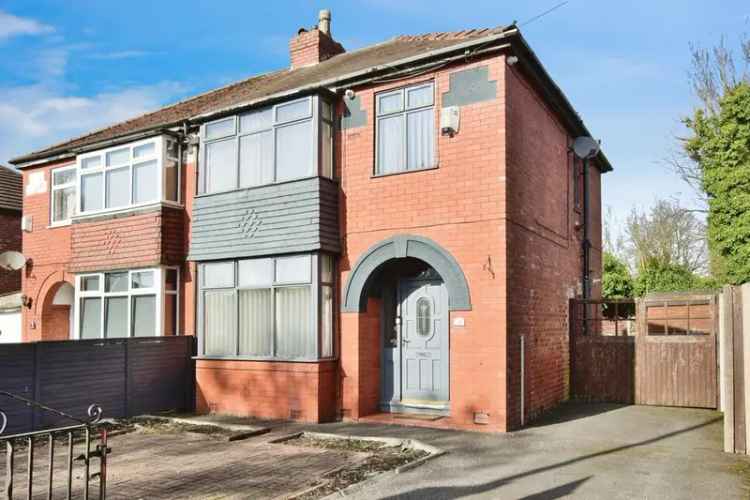 3 Bedroom Semi Detached House Reddish SK5