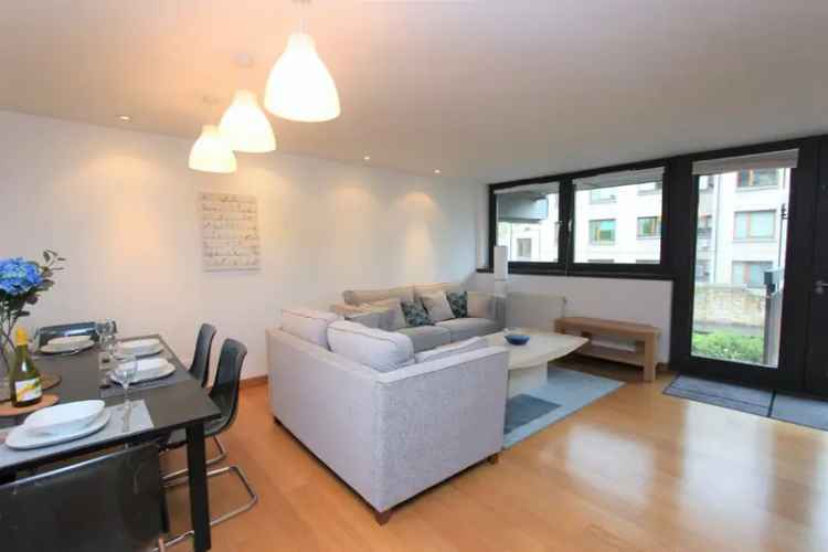 2 Bedroom Flat to Rent in Stockbridge