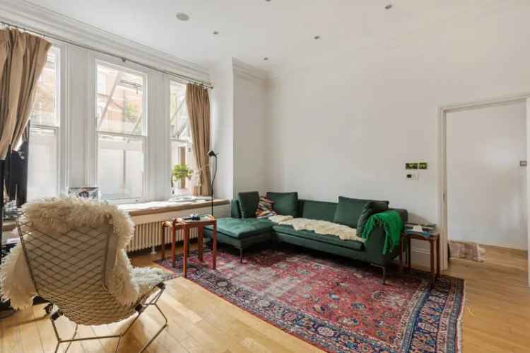 5 Bedroom Victorian House for Sale in Hampstead