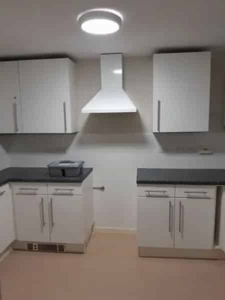 2 Bedroom House Near Sleaford With Garden and Parking
