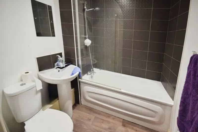 1 Bedroom Flat To Rent Available August 16 2025
