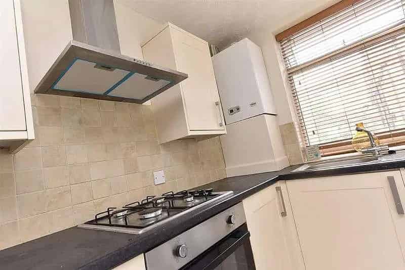 3 Bed Refurbished Weavers Cottage For Sale