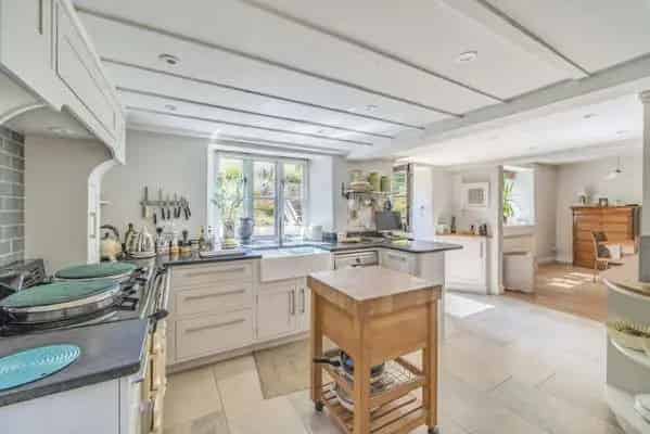 Spacious 18th Century Ham Stone House with Artist Studio and Landscaped Gardens
