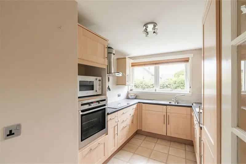 2 Bed Flat Ground Floor South Queensferry