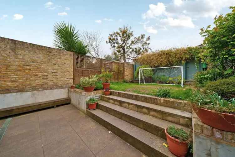 Three Bedroom Victorian Family Home Open Plan Kitchen Sun Room