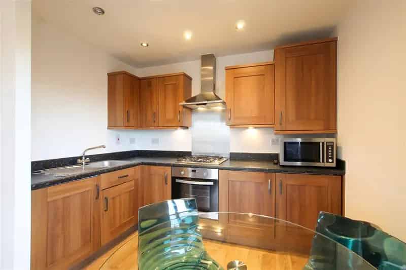 2 Bedroom Furnished Apartment to Rent