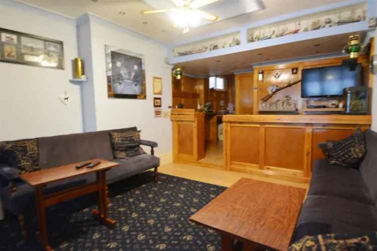 10 Bedroom House with Owners Accommodation For Sale