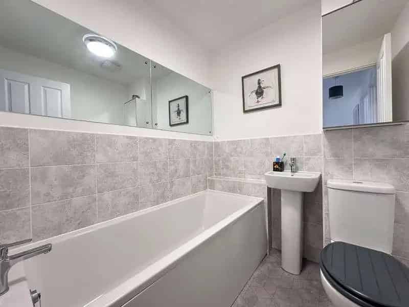 3 bed house for sale