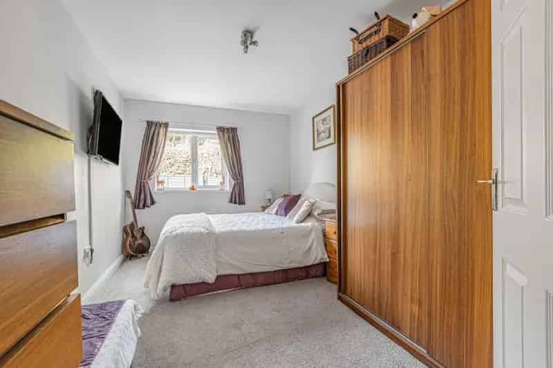 4 Bed Detached Bungalow for Sale in Camblesforth