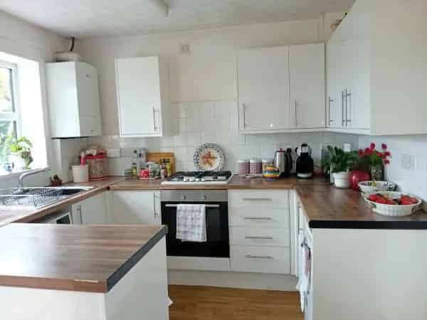 3 Bedroom House Lovely Kitchen Quiet Location Garden