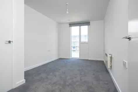 2-Bedroom Apartments Southampton Near Station Modern Amenities