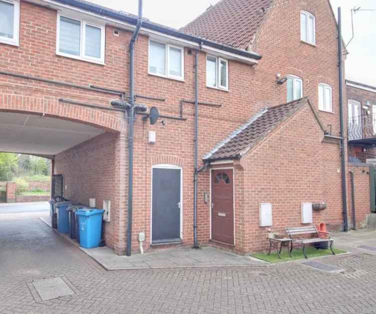 2 Bedroom House to Rent