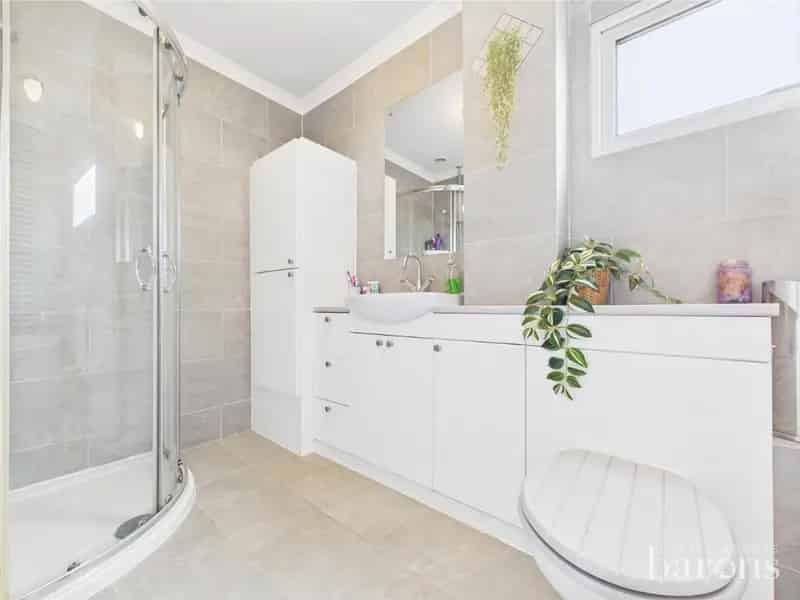 3 Bed House for Sale in Basingstoke