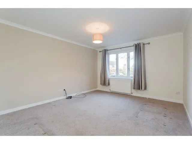 2 bedroom flat  for sale