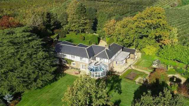 Flightshott House Substantial Family Home with Pool and Parkland