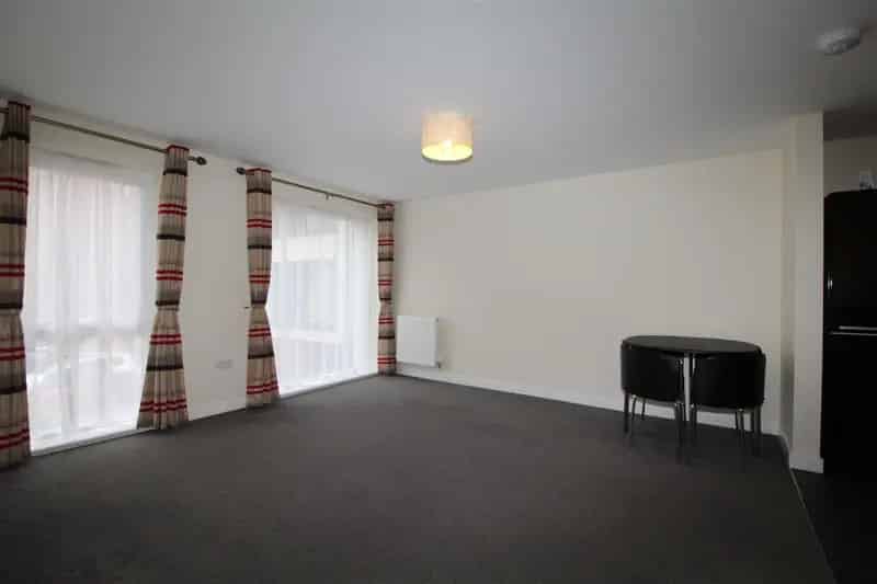 2 Bedroom Apartment House to Rent in Bannerbrook Park