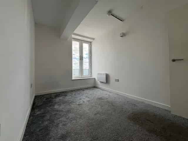 2 Bed Penthouse Apartment West Bromwich Zero Deposit Available