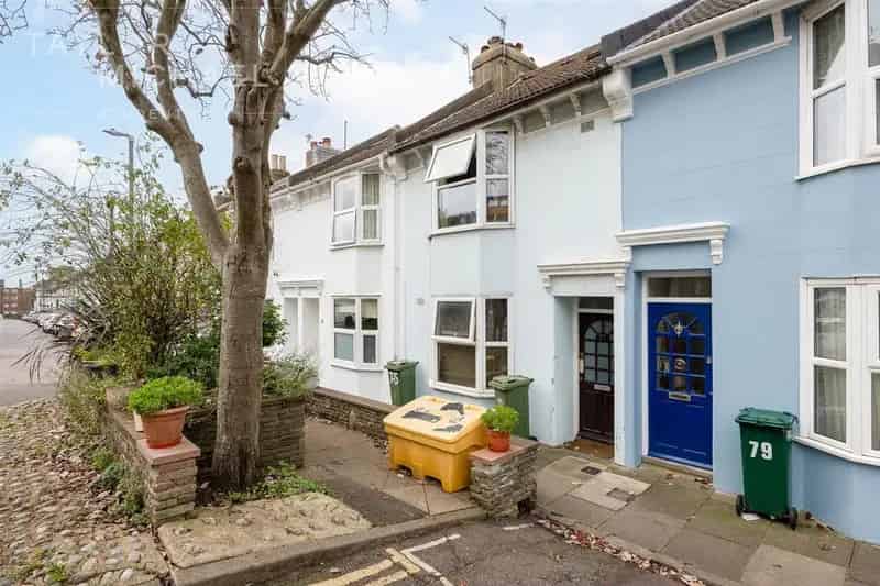 3 Bedroom Terraced House for Sale in Brighton