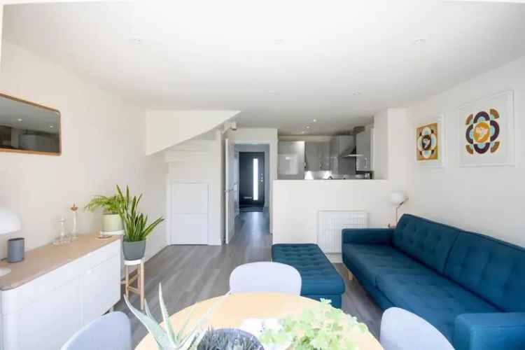 3 Bedroom Townhouse for Sale Darwin Green Cambridge