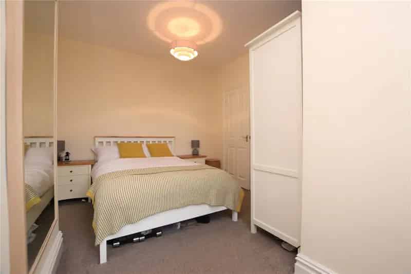 Two Bedroom Terraced House in Morley - Ideal for Professionals