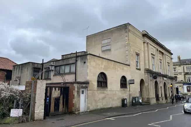 Grade II Listed Building, Frome - 4955 sqft Commercial Space