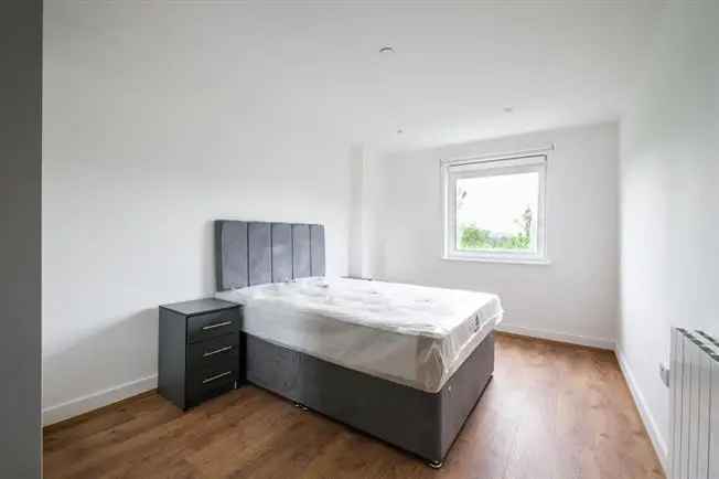 2 Bedroom Apartment to Rent in Surrey