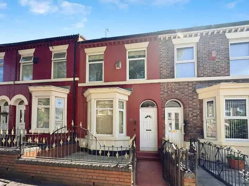 3 Bedroom House to Rent Liverpool Family Home Near Schools