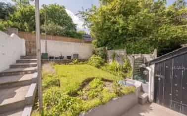1939 Home in Totnes Town Center Three Bedrooms Modernization Potential