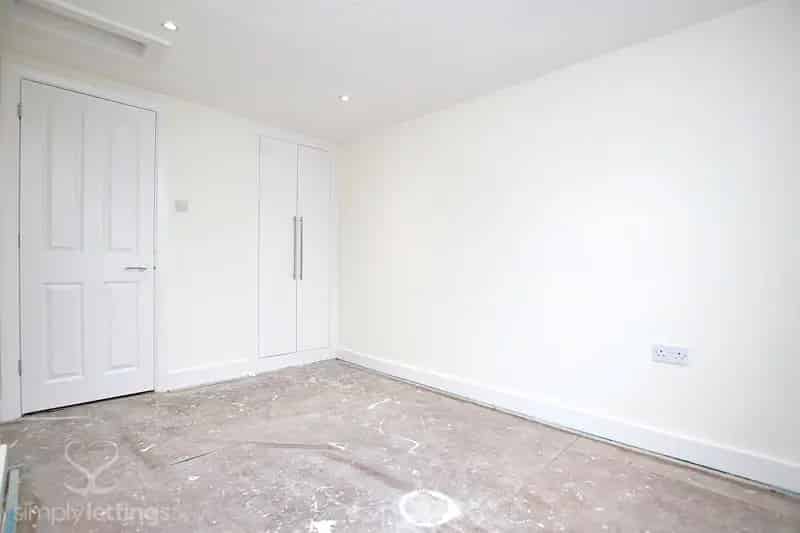2 Bedroom Maisonette House to Rent Near Preston Circus Brighton
