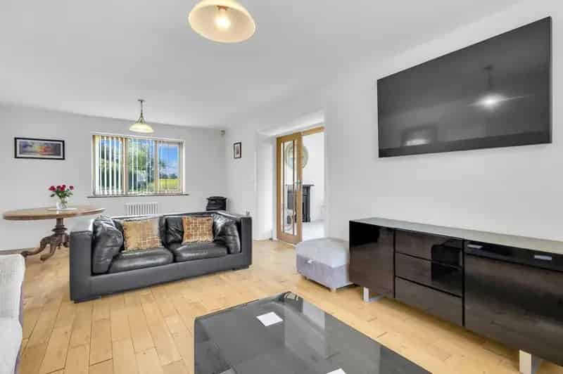 4 Bedroom Detached House for Sale Swingfield Kent
