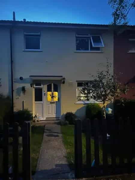 3 Bedroom House with Garden and Parking Near Playing Fields