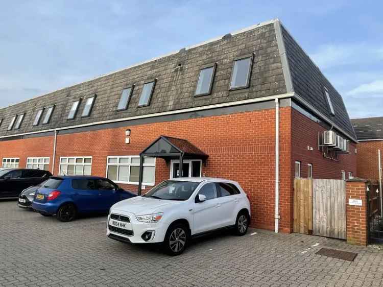 Ground Floor Office Suite For Clinic - Private Access and Car Park