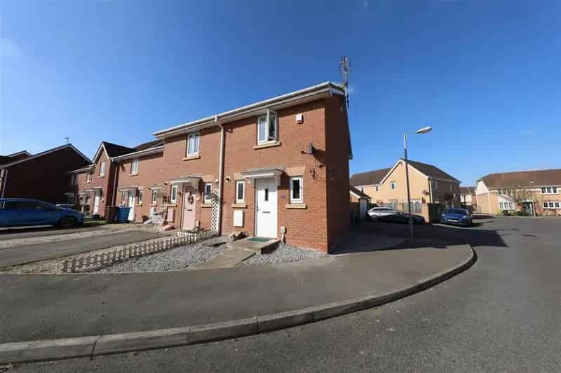2 Bedroom End of Terrace House for Sale