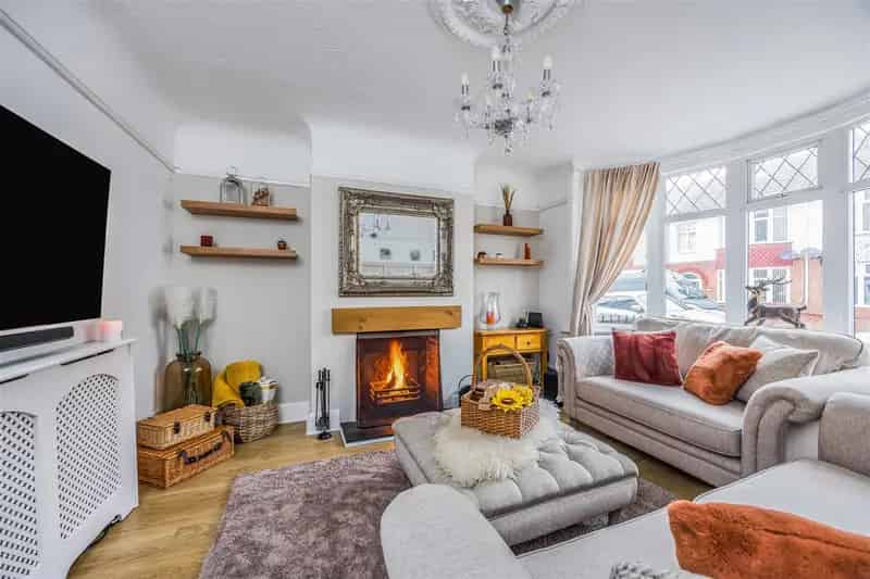3 Bedroom Terraced House to Rent in Portsmouth