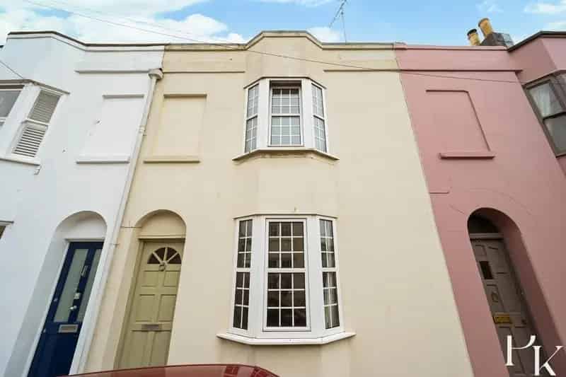 2 Bedroom Terraced House for Sale in North Laine, Brighton