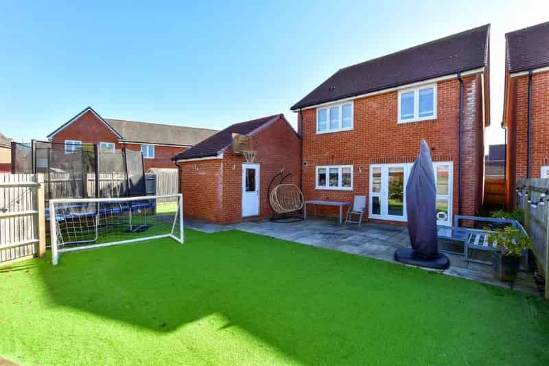 4 Bedroom Detached House for Sale Kingley Gate