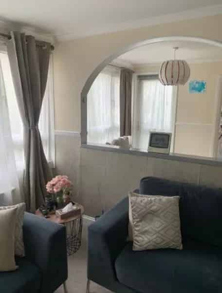 3 Bed Maisonette near Latimer Tube - Roof Terrace & Balcony