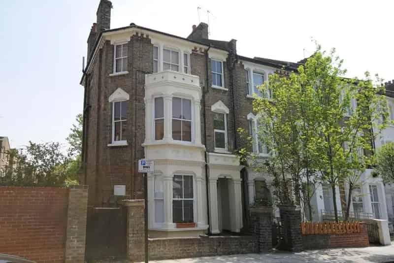 Flat For Sale , London, England