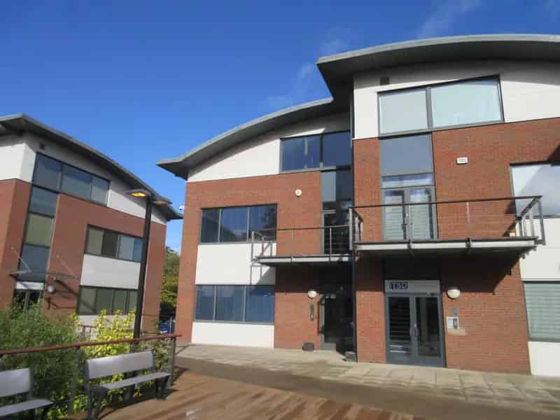 Modern Office Space in Brooklands with 11 Parking Spaces