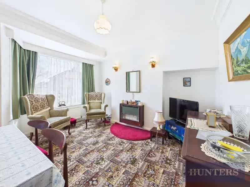 3 Bedroom House For Sale