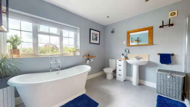 4 Bedroom House for Sale Dennis Road Gravesend