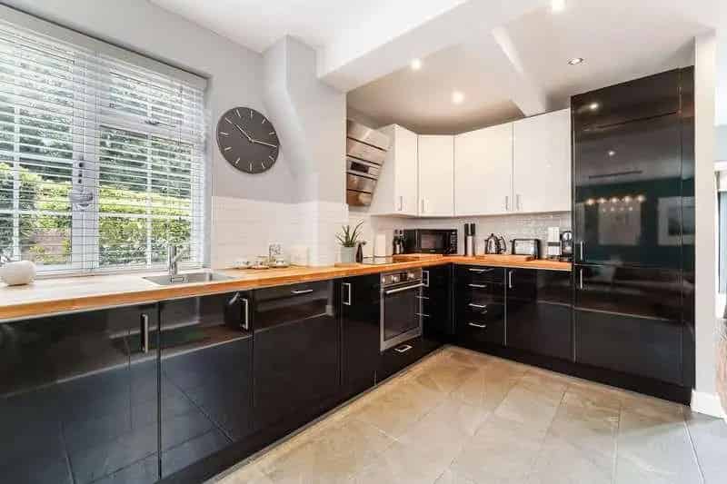 3 Bed Semi-Detached Cottage for Sale - Character and Modern Living
